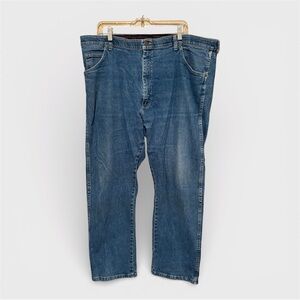 Wrangler Men’s Comfort‎ Solutions Regular Fit Jeans 42x30 workwear cotton